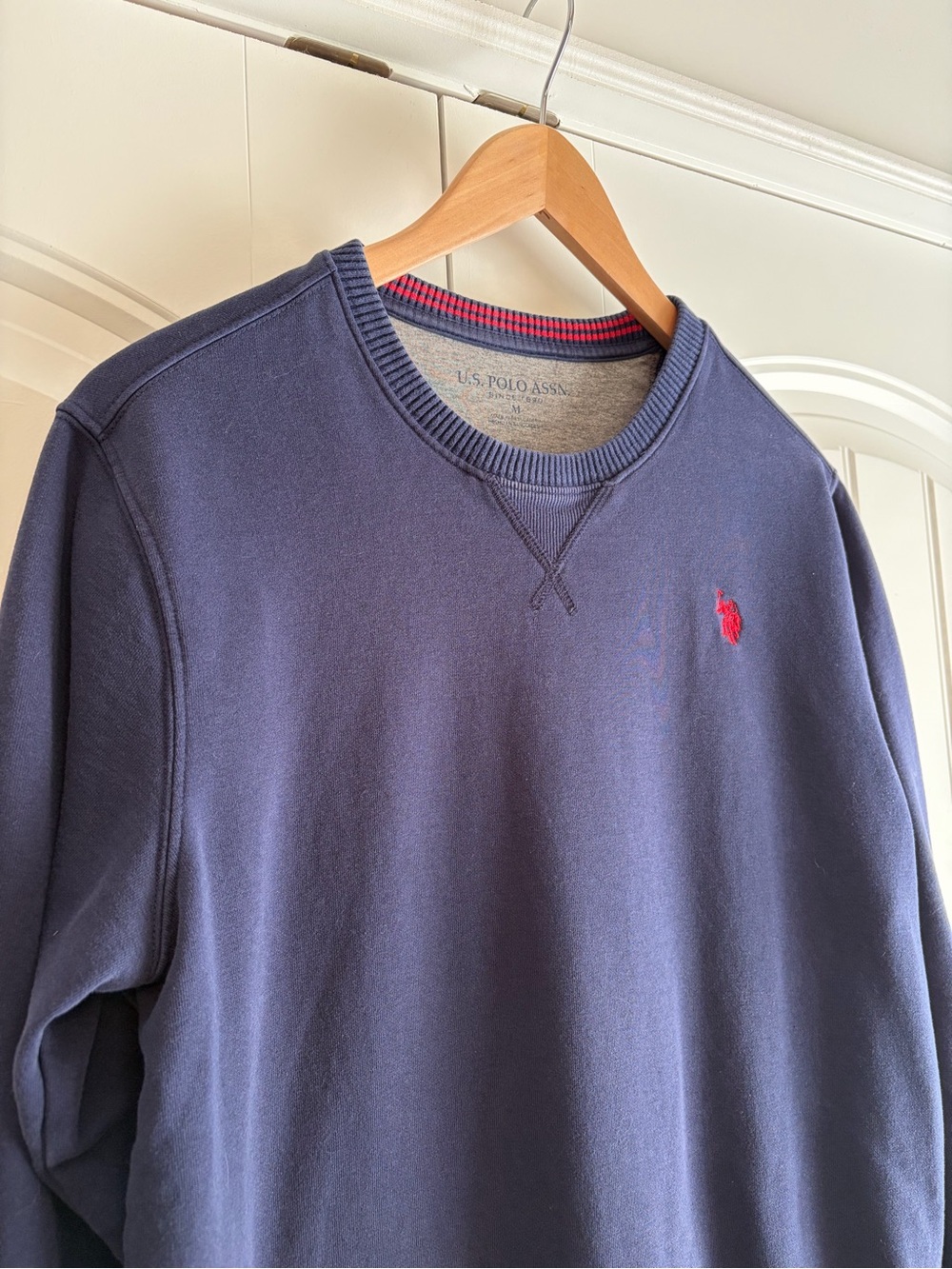 US Polo Assn Men's Sz Medium Navy Blue Crewneck Sweatshirt Luxury Feel Pullover - Picture 5 of 10